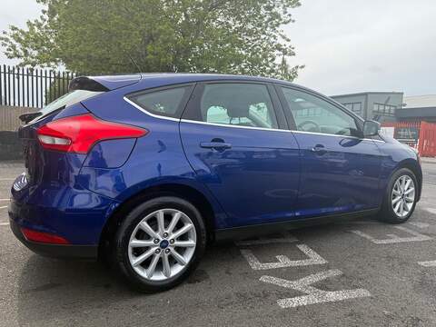 Ford Focus 1.0T EcoBoost Titanium Hatchback 5dr Petrol Manual Euro 6 (s/s) (125 ps) - U114