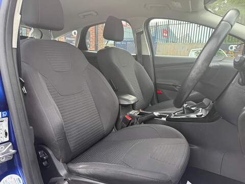 Ford Focus 1.0T EcoBoost Titanium Hatchback 5dr Petrol Manual Euro 6 (s/s) (125 ps) - U114