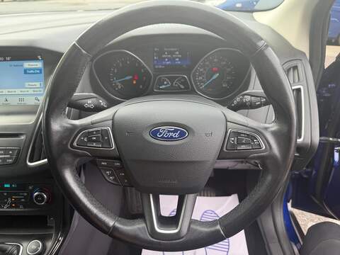 Ford Focus 1.0T EcoBoost Titanium Hatchback 5dr Petrol Manual Euro 6 (s/s) (125 ps) - U114