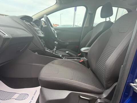 Ford Focus 1.0T EcoBoost Titanium Hatchback 5dr Petrol Manual Euro 6 (s/s) (125 ps) - U114