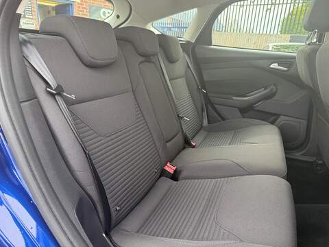 Ford Focus 1.0T EcoBoost Titanium Hatchback 5dr Petrol Manual Euro 6 (s/s) (125 ps) - U114