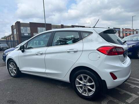 Ford Fiesta 1.0T EcoBoost Zetec Euro 6 (s/s) 5dr - U117