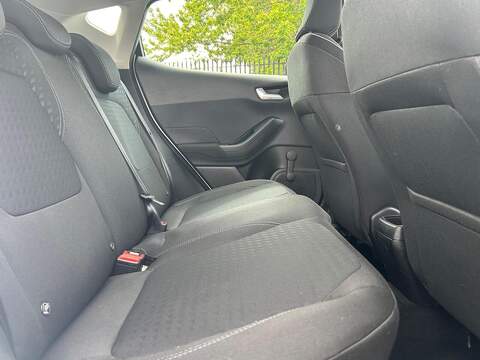 Ford Fiesta 1.0T EcoBoost Zetec Euro 6 (s/s) 5dr - U117
