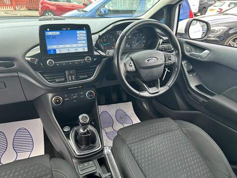 Ford Fiesta 1.0T EcoBoost Zetec Euro 6 (s/s) 5dr - U117