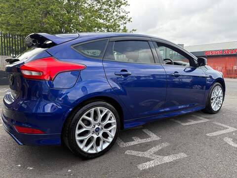 Ford Focus 1.0T EcoBoost ST-Line Euro 6 (s/s) 5dr - U118