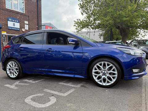 Ford Focus 1.0T EcoBoost ST-Line Euro 6 (s/s) 5dr - U118