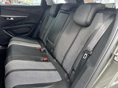 Peugeot 3008 1.2 PureTech Allure Euro 6 (s/s) 5dr - U119
