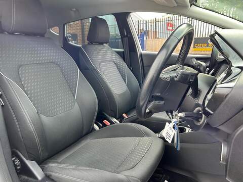 Ford Fiesta 1.0T EcoBoost Zetec Euro 6 (s/s) 5dr - U120