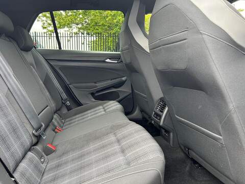 Volkswagen Golf 2.0 TDI GTD Hatchback 5dr Diesel DSG Euro 6 (s/s) (200 ps) - U123