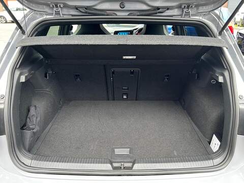 Volkswagen Golf 2.0 TDI GTD Hatchback 5dr Diesel DSG Euro 6 (s/s) (200 ps) - U123