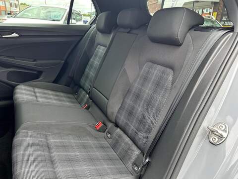 Volkswagen Golf 2.0 TDI GTD Hatchback 5dr Diesel DSG Euro 6 (s/s) (200 ps) - U123