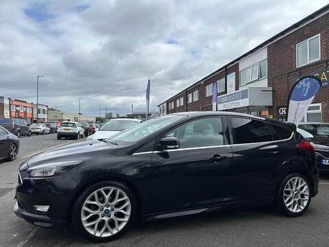 Ford Focus 1.0T EcoBoost Zetec S Hatchback 5dr Petrol Manual Euro 6 (s/s) (125 ps) - U124