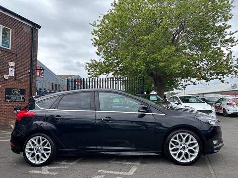 Ford Focus 1.0T EcoBoost Zetec S Hatchback 5dr Petrol Manual Euro 6 (s/s) (125 ps) - U124