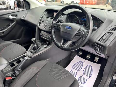 Ford Focus 1.0T EcoBoost Zetec S Hatchback 5dr Petrol Manual Euro 6 (s/s) (125 ps) - U124