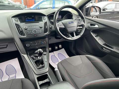 Ford Focus 1.0T EcoBoost Zetec S Hatchback 5dr Petrol Manual Euro 6 (s/s) (125 ps) - U124