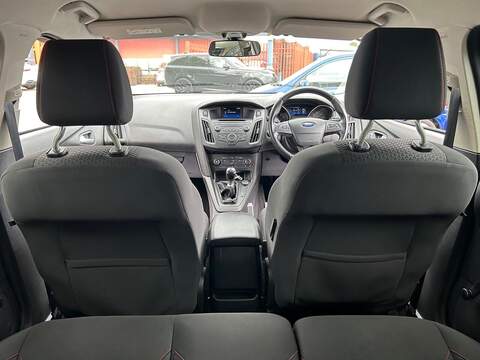Ford Focus 1.0T EcoBoost Zetec S Hatchback 5dr Petrol Manual Euro 6 (s/s) (125 ps) - U124