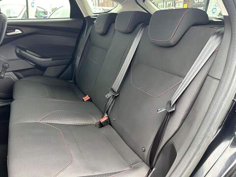 Ford Focus 1.0T EcoBoost Zetec S Hatchback 5dr Petrol Manual Euro 6 (s/s) (125 ps) - U124