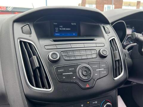 Ford Focus 1.0T EcoBoost Zetec S Hatchback 5dr Petrol Manual Euro 6 (s/s) (125 ps) - U124