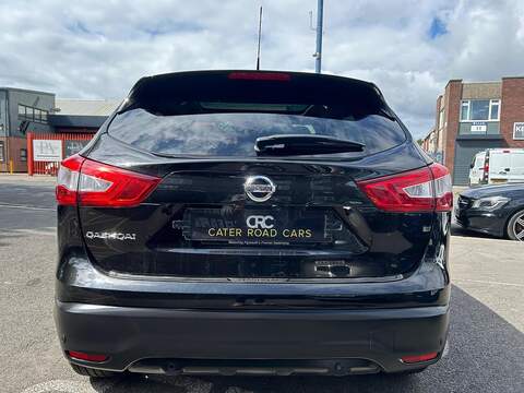 Nissan Qashqai 1.6 dCi N-Connecta SUV 5dr Diesel Manual 2WD Euro 6 (s/s) (130 ps) - U125