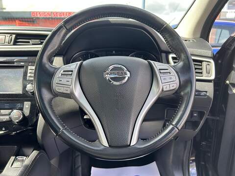Nissan Qashqai 1.6 dCi N-Connecta SUV 5dr Diesel Manual 2WD Euro 6 (s/s) (130 ps) - U125