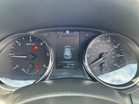Nissan Qashqai 1.6 dCi N-Connecta SUV 5dr Diesel Manual 2WD Euro 6 (s/s) (130 ps) - U125