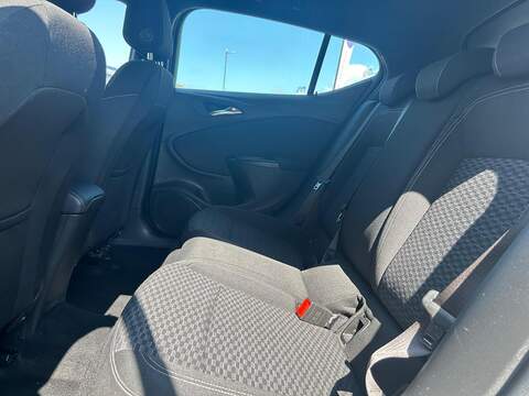 Vauxhall Astra 1.4i Turbo SRi Hatchback 5dr Petrol Manual Euro 6 (150 ps) - U134