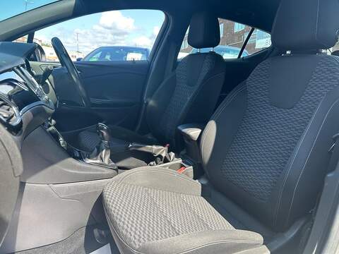 Vauxhall Astra 1.4i Turbo SRi Hatchback 5dr Petrol Manual Euro 6 (150 ps) - U134