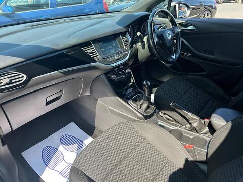 Vauxhall Astra 1.4i Turbo SRi Hatchback 5dr Petrol Manual Euro 6 (150 ps) - U134