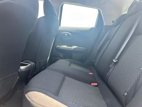 Nissan Juke 1.6 Visia Euro 6 5dr - U136