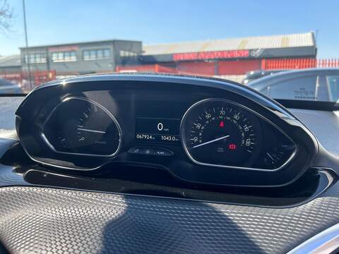 Peugeot 2008 2008 1.2 PureTech Allure Premium Euro 6 5dr - U14