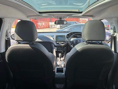 Peugeot 2008 2008 1.2 PureTech Allure Premium Euro 6 5dr - U14