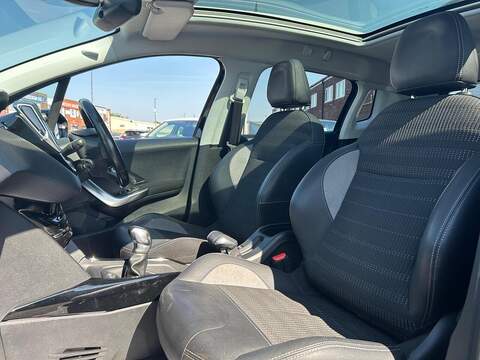 Peugeot 2008 2008 1.2 PureTech Allure Premium Euro 6 5dr - U14