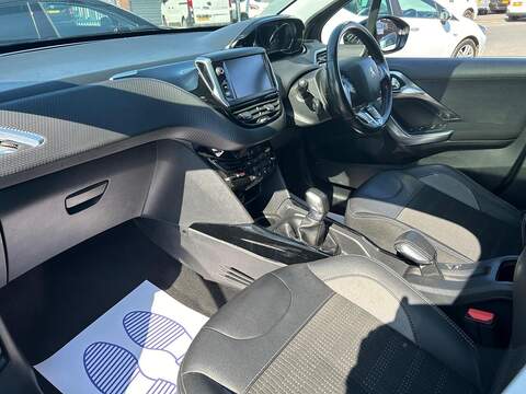 Peugeot 2008 2008 1.2 PureTech Allure Premium Euro 6 5dr - U14