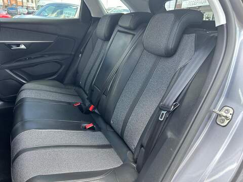 Peugeot 3008 1.5 BlueHDi Allure SUV 5dr Diesel EAT Euro 6 (s/s) (130 ps) - U144