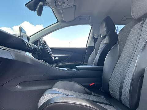 Peugeot 3008 1.5 BlueHDi Allure SUV 5dr Diesel EAT Euro 6 (s/s) (130 ps) - U144