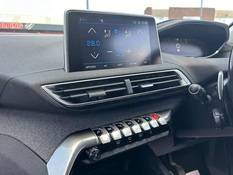 Peugeot 3008 1.5 BlueHDi Allure SUV 5dr Diesel EAT Euro 6 (s/s) (130 ps) - U144