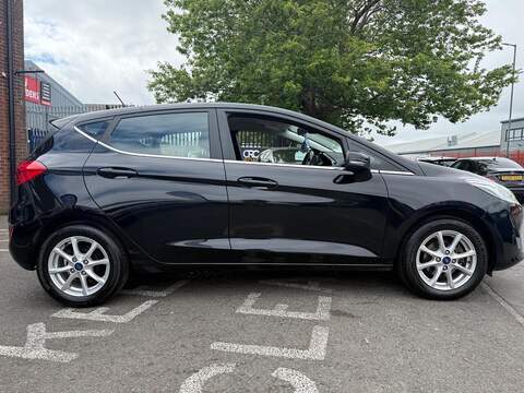 Ford Fiesta 1.0T EcoBoost Zetec Hatchback 5dr Petrol Manual Euro 6 (s/s) (100 ps) - U150