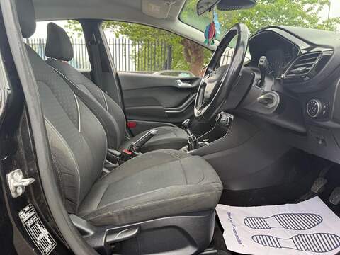 Ford Fiesta 1.0T EcoBoost Zetec Hatchback 5dr Petrol Manual Euro 6 (s/s) (100 ps) - U150