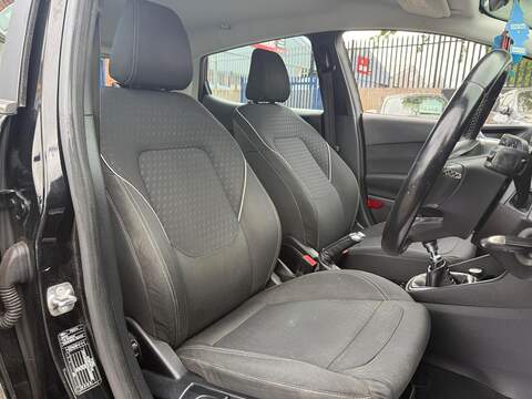 Ford Fiesta 1.0T EcoBoost Zetec Hatchback 5dr Petrol Manual Euro 6 (s/s) (100 ps) - U150