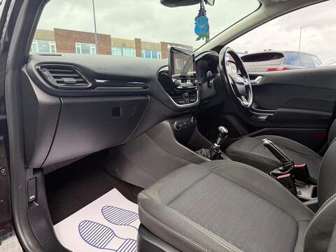 Ford Fiesta 1.0T EcoBoost Zetec Hatchback 5dr Petrol Manual Euro 6 (s/s) (100 ps) - U150