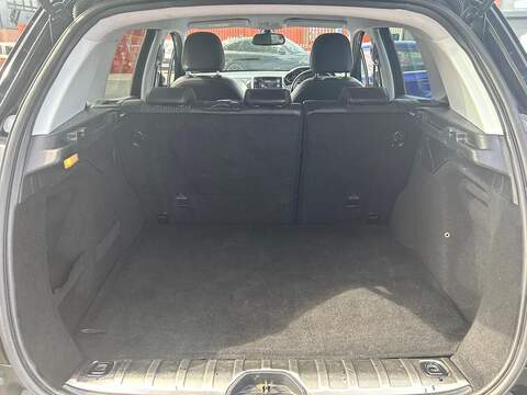 Peugeot 2008 1.6 BlueHDi Allure SUV 5dr Diesel Manual Euro 6 (100 ps) - U152