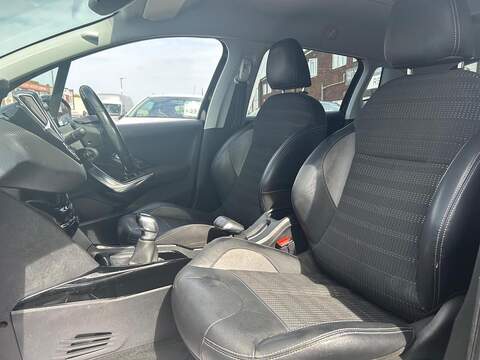 Peugeot 2008 1.6 BlueHDi Allure SUV 5dr Diesel Manual Euro 6 (100 ps) - U152