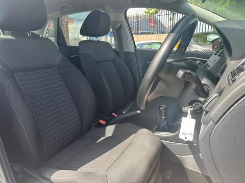Volkswagen Polo 1.2 TSI BlueMotion Tech SE Hatchback 5dr Petrol Manual Euro 6 (s/s) (90 ps) - U154