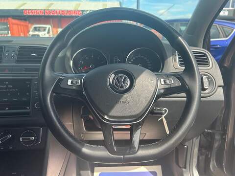 Volkswagen Polo 1.2 TSI BlueMotion Tech SE Hatchback 5dr Petrol Manual Euro 6 (s/s) (90 ps) - U154
