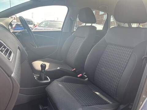 Volkswagen Polo 1.2 TSI BlueMotion Tech SE Hatchback 5dr Petrol Manual Euro 6 (s/s) (90 ps) - U154