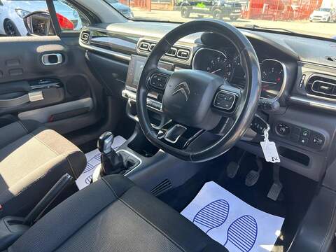 Citroen C3 1.2 PureTech Flair Hatchback 5dr Petrol Manual Euro 6 (82 ps) - U156