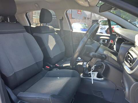 Citroen C3 1.2 PureTech Flair Hatchback 5dr Petrol Manual Euro 6 (82 ps) - U156