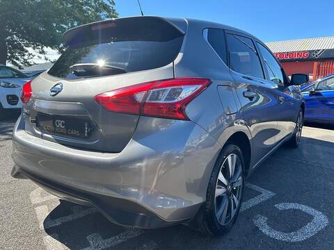 Nissan Pulsar 1.2 DIG-T N-Connecta Hatchback 5dr Petrol Manual Euro 6 (s/s) (115 ps) - U157