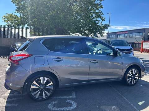 Nissan Pulsar 1.2 DIG-T N-Connecta Hatchback 5dr Petrol Manual Euro 6 (s/s) (115 ps) - U157