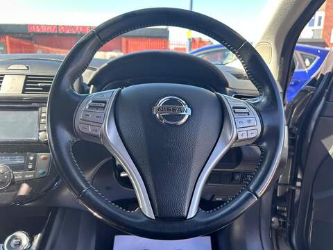 Nissan Pulsar 1.2 DIG-T N-Connecta Hatchback 5dr Petrol Manual Euro 6 (s/s) (115 ps) - U157